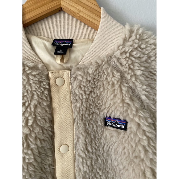 Patagonia Chunky Fleece Teddy Faux Fur Outdoorsy Bomber Jacket - Picture 3 of 4